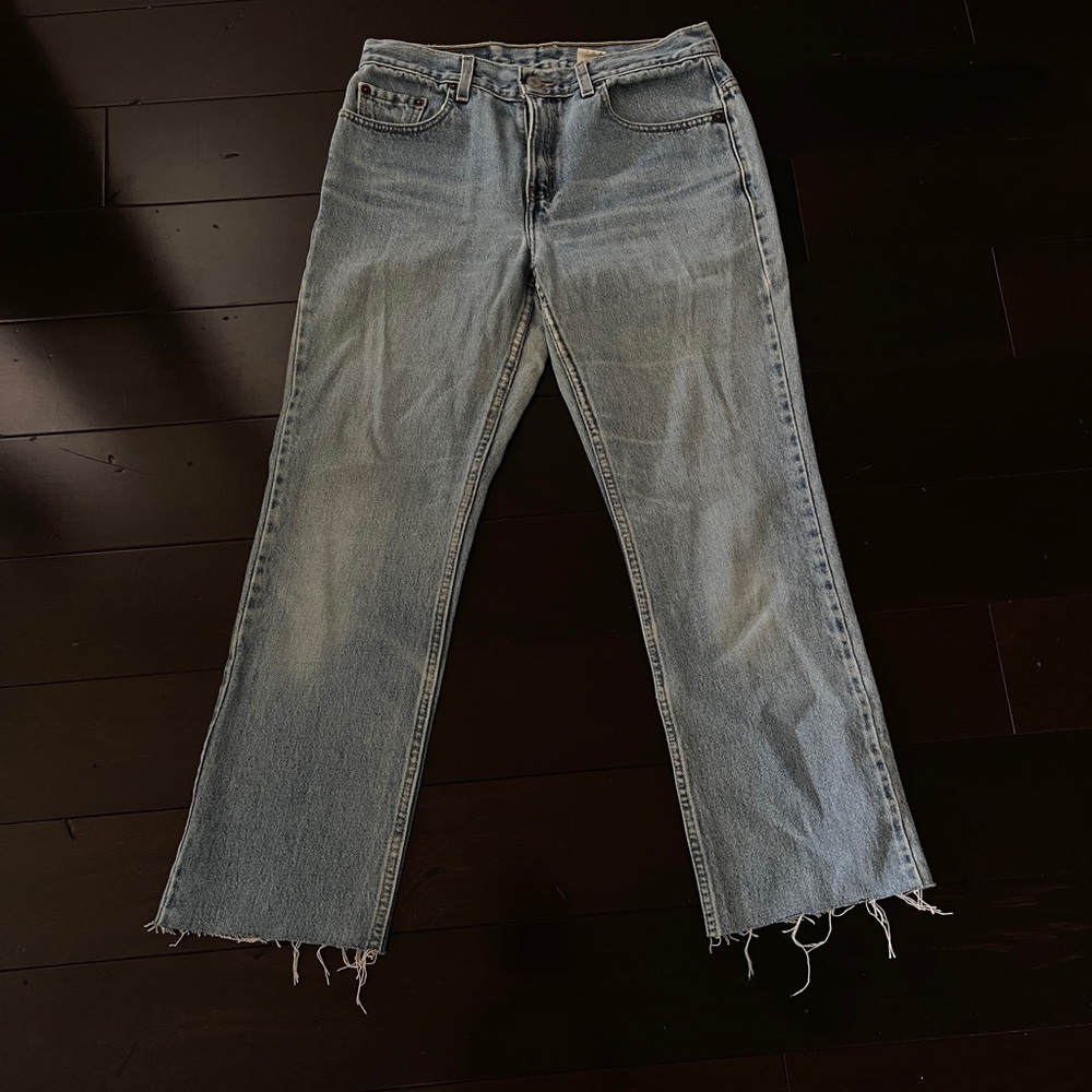 505 distressed Levi Jeans